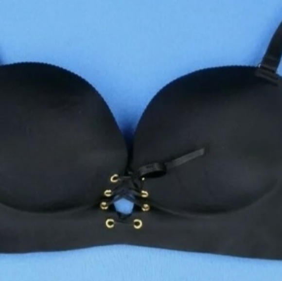 2 push up bras 38D - Picture 2 of 3